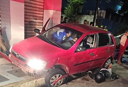 Lei Seca apreende adolescente que 'furou' blitz e provocou acidente em Arapiraca