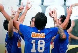 Cruzeiro bate o Santos na Vila e se aproxima do título