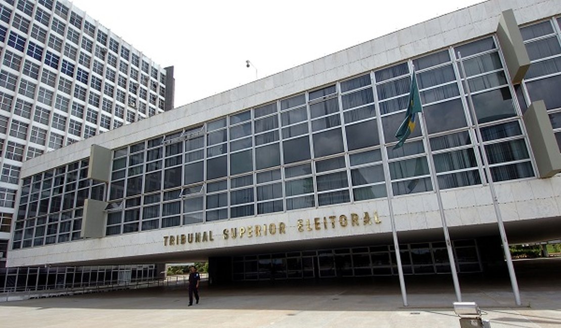 Maioria dos candidatos à eleição em Alagoas tem ensino médio completo
