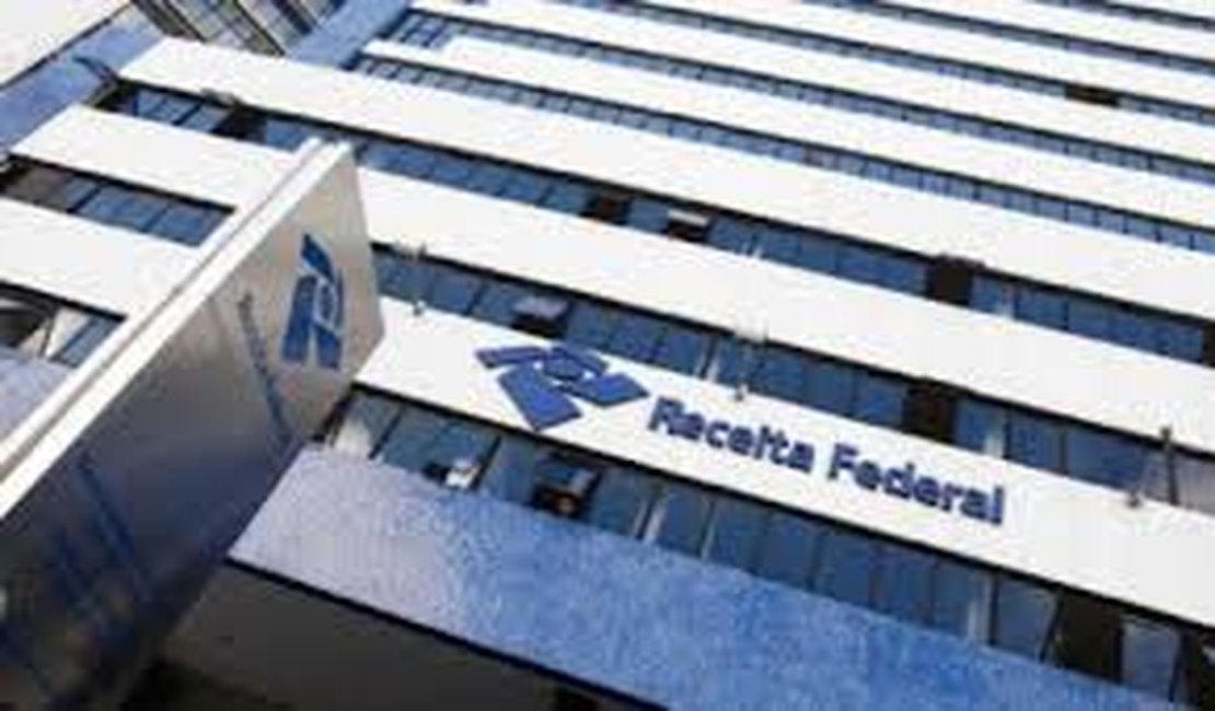 Receita Federal lança edital com 278 vagas; salários até R$ 14,9 mil