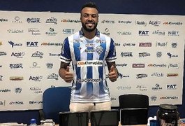 Cassiano acerta rescisão de contrato com o CSA