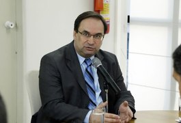 Luciano Barbosa assume como governador de Alagoas em exercício