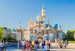 Disney anuncia que parques na Flórida devem reabrir em julho