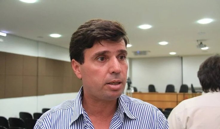 Comando de ﻿Marcius Beltrão no PDT de Penedo causa desfiliação em massa de vereadores e suplentes