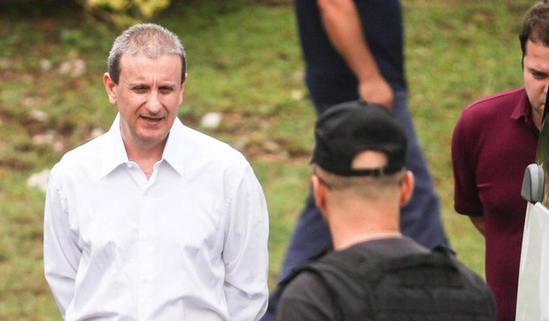 Youssef retira tornozeleira e ganha a liberdade no aniversário da Lava Jato