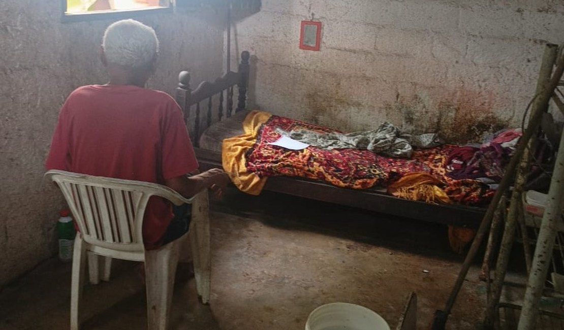 Idoso de 81 anos que vivia em situação de extrema vulnerabilidade é resgatado, em Alagoas