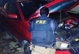 PRF prende homem flagrado em Maceió com carro roubado em Pernambuco