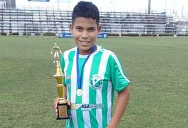 Garoto da periferia de Arapiraca é sondado por grandes clubes do futebol brasileiro
