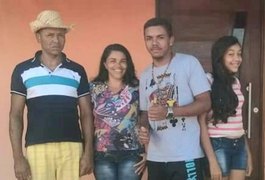 Motorista do HEA é homenageado pelos filhos por salvar suas vidas 