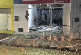 Bandidos explodem Agencia Bancária em Anadia