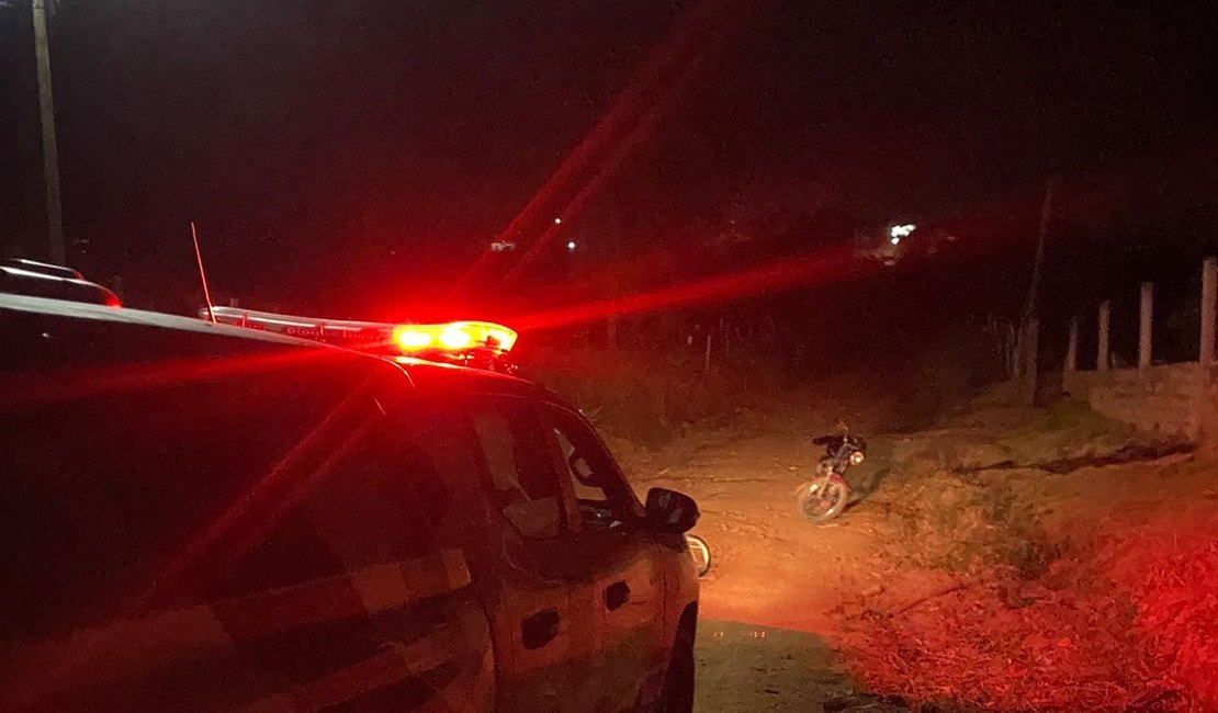 Dois adolescentes são apreendidos após fugir de abordagem policial na zona rural de Feira Grande