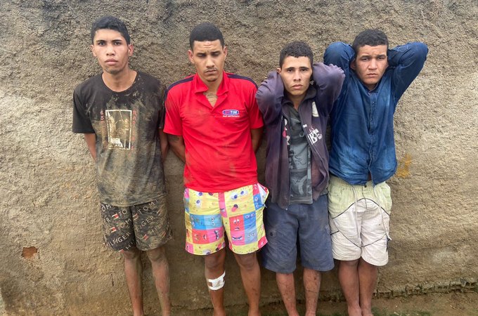 Veja foto dos fugitivos do Presídio do Agreste momentos após captura
