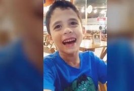 VÍDEO: Alagoano se emociona ao saber que terá irmãos e imagens viralizam na web