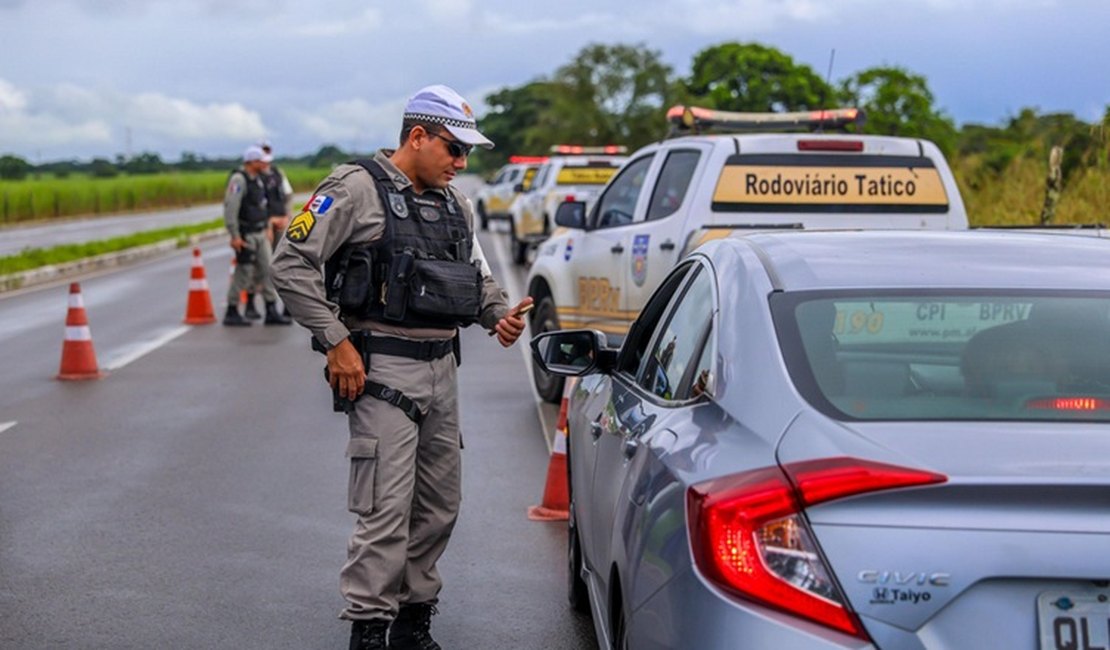 Operação Corpus Christi registra 341 autuações de trânsito no feriado em Alagoas