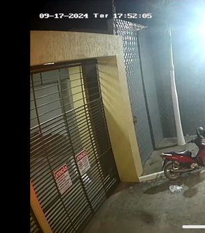 Homem sofre fratura na perna após cair de moto no bairro Baixa Grande, em Arapiraca