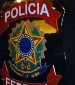Polícia Federal cumpre mandado em Maceió durante operação que investiga pornografia infanto juvenil