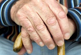Veja simulações da aposentadoria com as mudanças feitas pelo relator