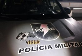 Ações da Rotam apreendem arma de fogo e 6,6Kg de cocaína na madrugada deste domingo (26), em Maceió