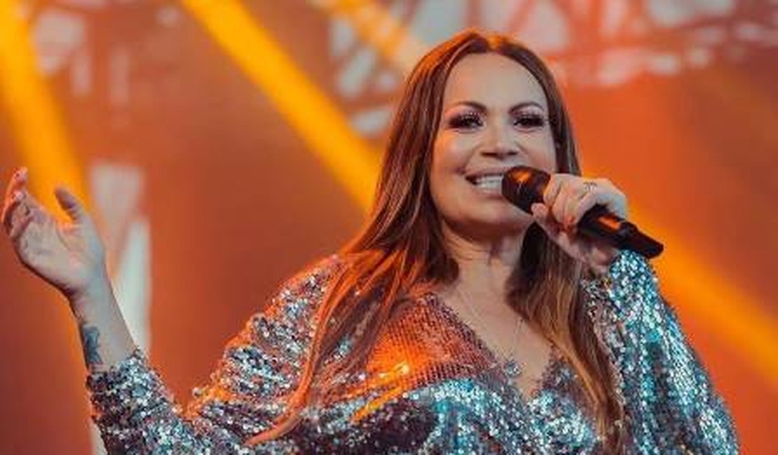 Vídeo. Cantora Solange Almeida esclarece polêmica de show, em Alagoas