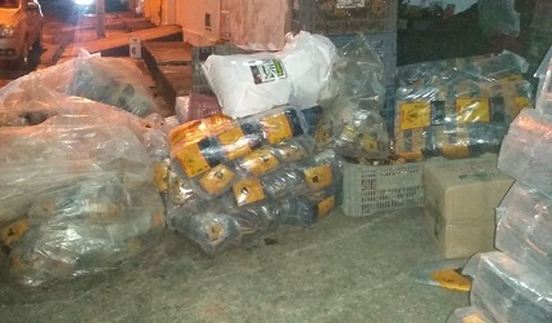 Operação da Polícia Civil apreende grande quantidade de fumo com embalagens falsificadas, em Arapiraca