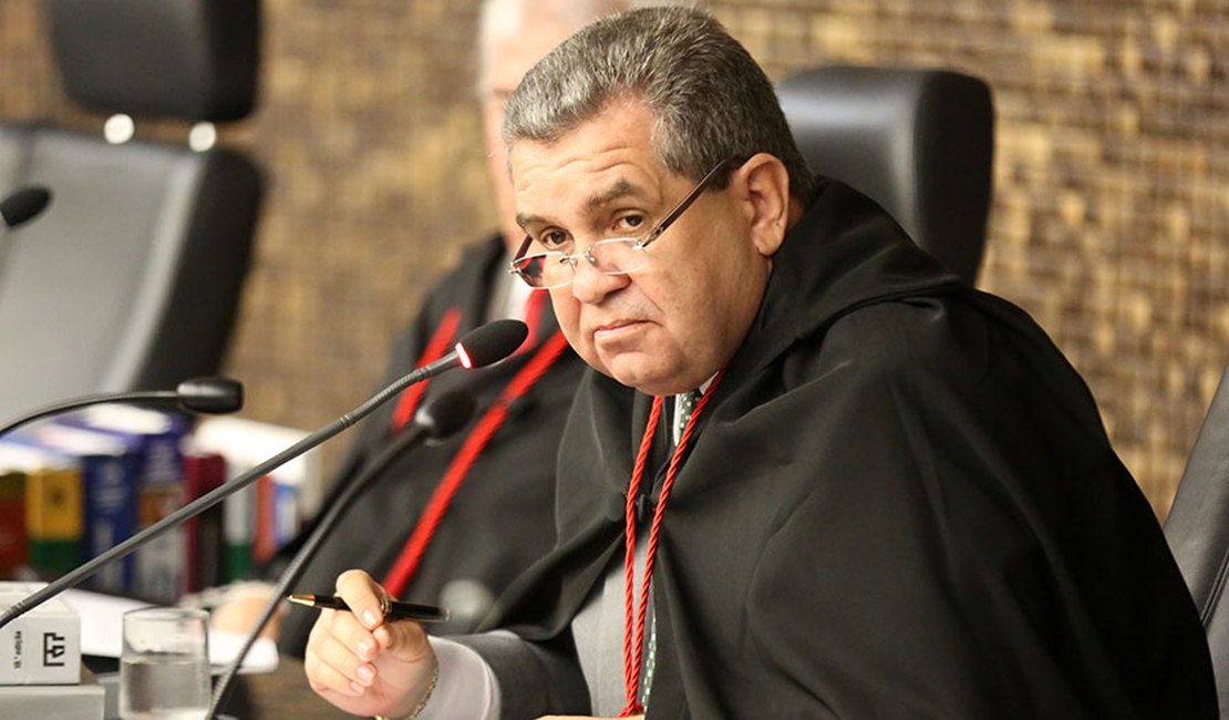 Agentes penitenciários de Alagoas devem encerrar greve, determina TJ