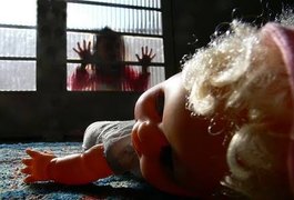 Mãe é autuada por abandonar filho de 2 anos em casa, em AL