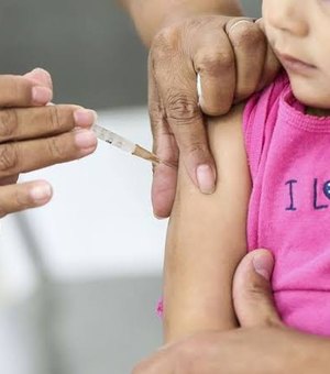 Vacinação contra Influenza e Sarampo para grupos prioritários começa segunda (4) em AL