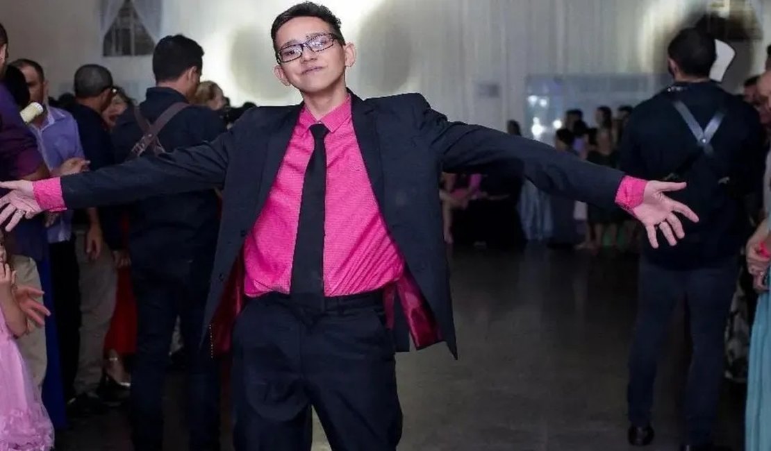 Estudante que passou em 1º lugar para jornalismo na UFG é encontrado morto por colegas