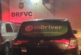 PM recupera carro levado em assalto de motorista por aplicativo em Maceió