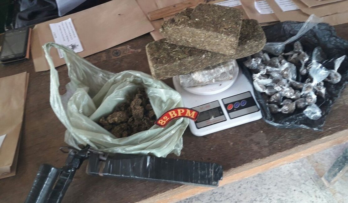 Operação integrada da PM e PC cumpre mandados contra suspeitos de homicídios e tráfico