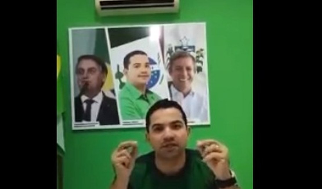 Vereador alagoano usa as redes sociais para atacar agentes de saúde