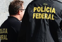 Senadores e deputados federais são alvos de operação da PF