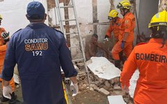 Parede cai sobre pedreiro em Maceió