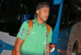 Neymar entra com ação contra União por vazamento de informação sobre sonegação