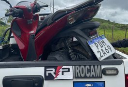 Momentos após roubo, moto é localizada e recuperada em Arapiraca