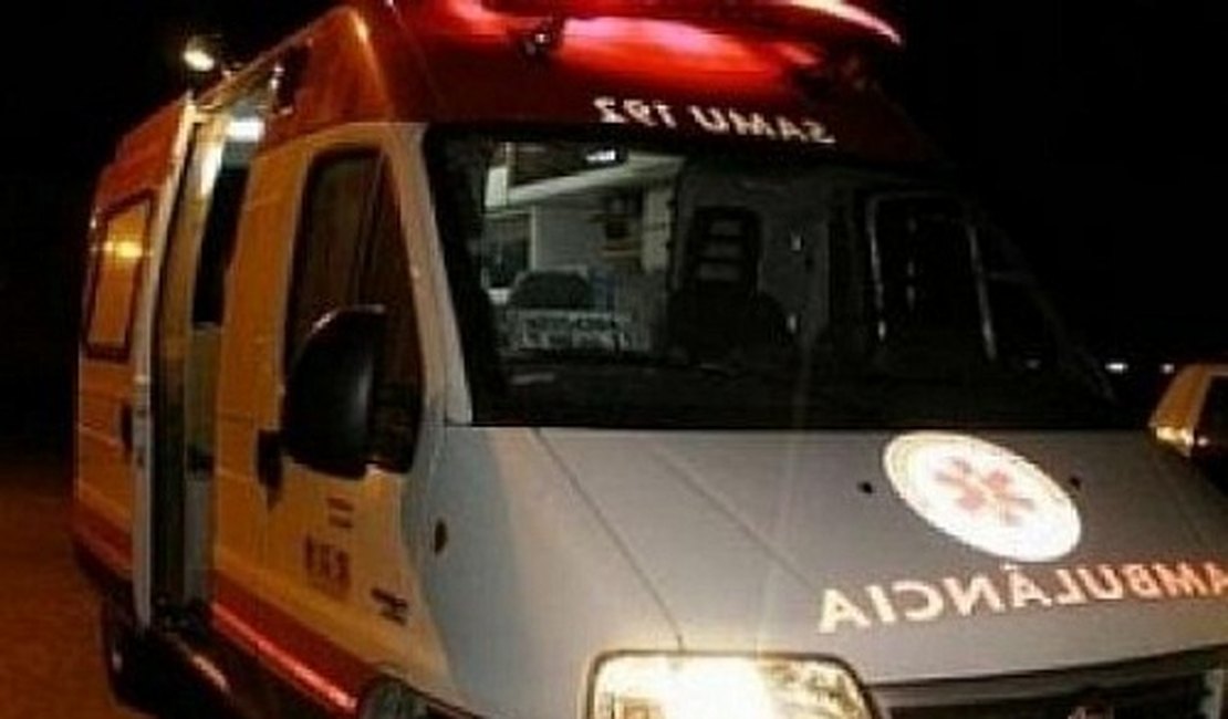 Acidente no 'Trevo da Igrejinha' deixa uma pessoa ferida, em Arapiraca