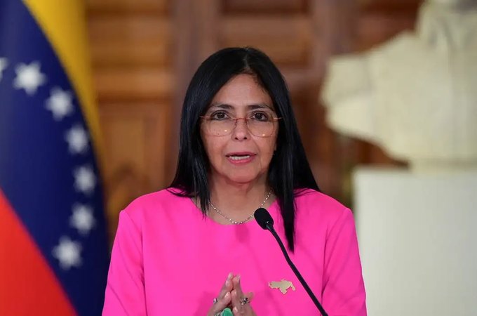 Presidente da Venezuela pede fim de sanções dos Estados Unidos