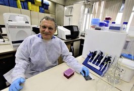 Pesquisadores brasileiros apresentam tratamento que pode ser a cura do HIV; confira