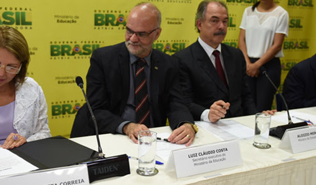 Após posse em Brasília, Valéria Correia participa de transmissão de cargo na Ufal nesta sexta