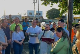 Vídeo. Romeiros de Junqueiro iniciam tradicional romaria para Juazeiro, terra de Padre Cícero