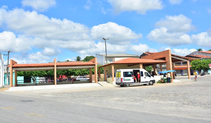 Prefeitura de São Sebastião entrega mais moradias na zona rural e um ponto de táxi no bairro Rancho Alegre