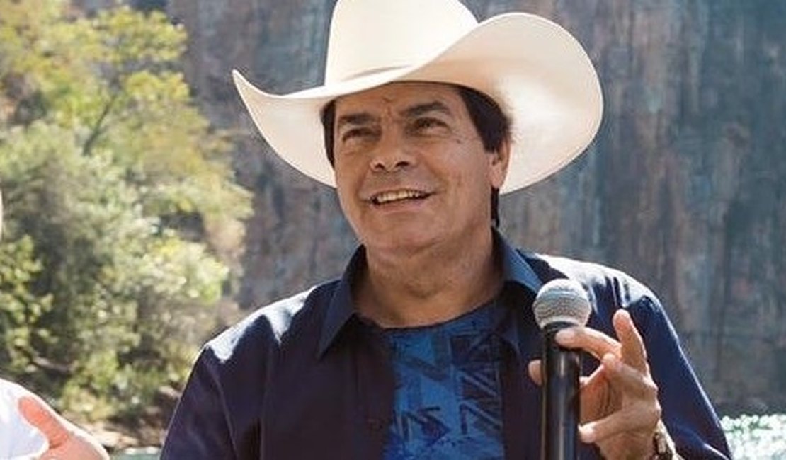 Parrerito, do Trio Parada Dura, tem mal súbito e é entubado por causa da Covid