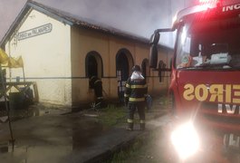 Antiga Estação Ferroviária de União dos Palmares é atingida por incêndio