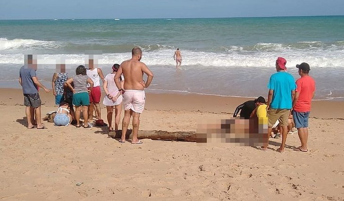 Duas pessoas se afogam em praia de Maceió e são resgatadas pelo Corpo de Bombeiros