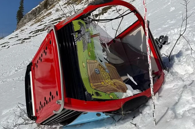 Cabine de teleférico despenca de montanha na Suíça com uma pessoa dentro