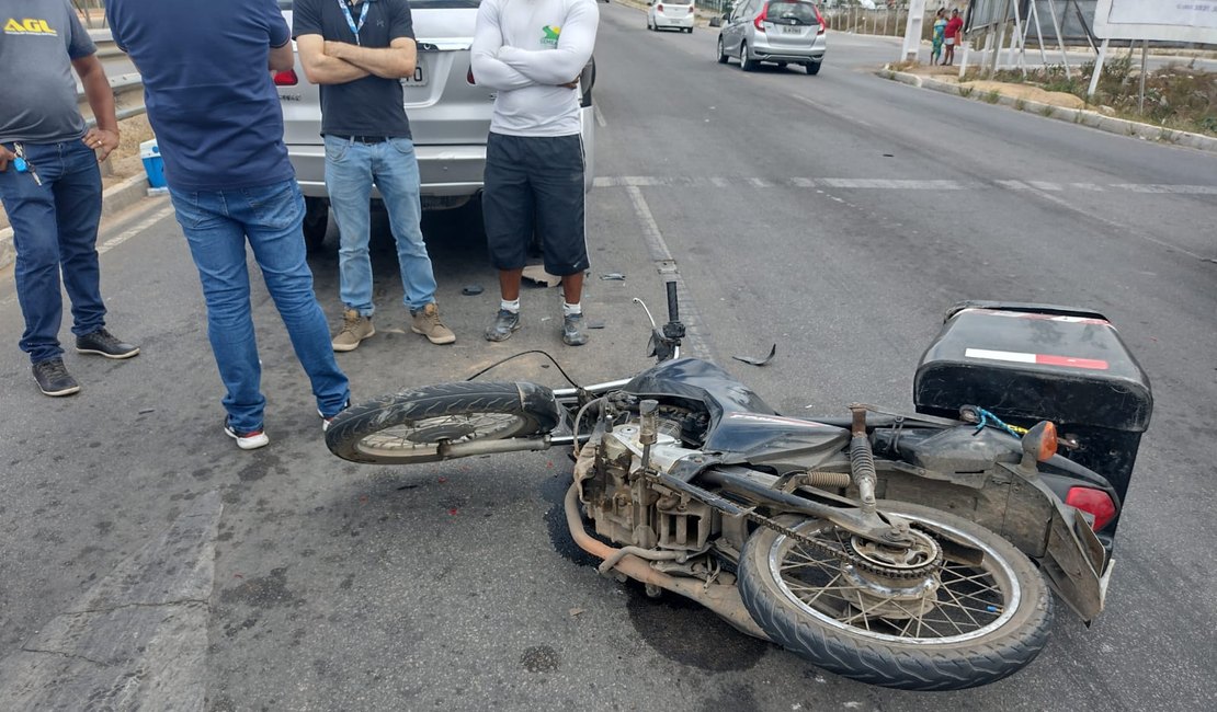 Acidentes são registrados próximo ao viaduto da AL-220