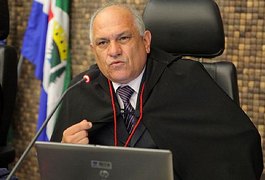 Desembargador Otávio Praxedes é eleito presidente do TJ de Alagoas