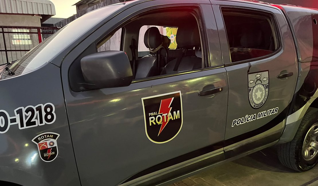 Rotam prende homem com três armas de fogo e mais de 600 munições em Satuba