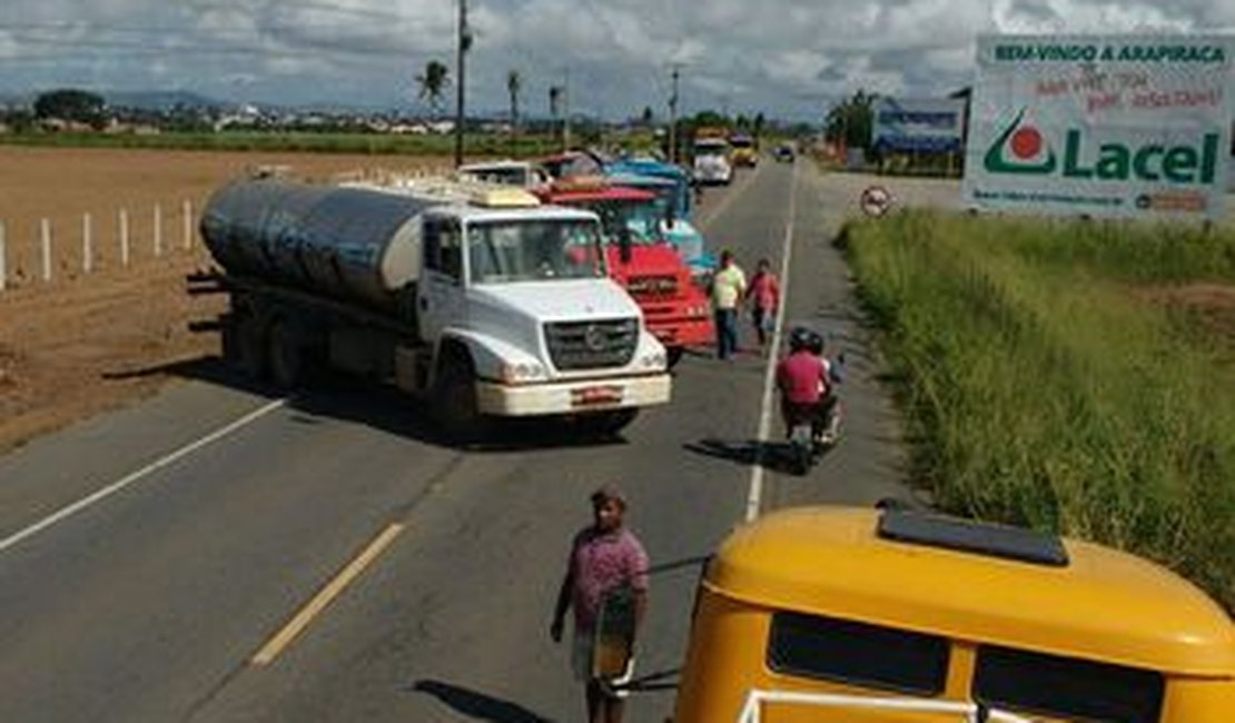 Municípios de Alagoas suspendem as aulas e têm dificuldades para manter os serviços essenciais