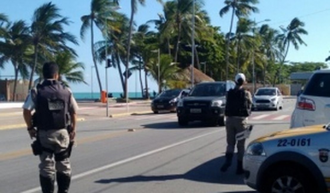 Polícia prende três condutores por suspeita de dirigir embriagados na capital